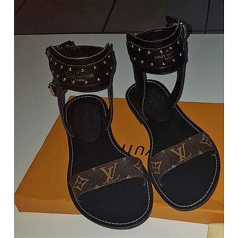 louis vuitton dandals|louis vuitton sandals women's.